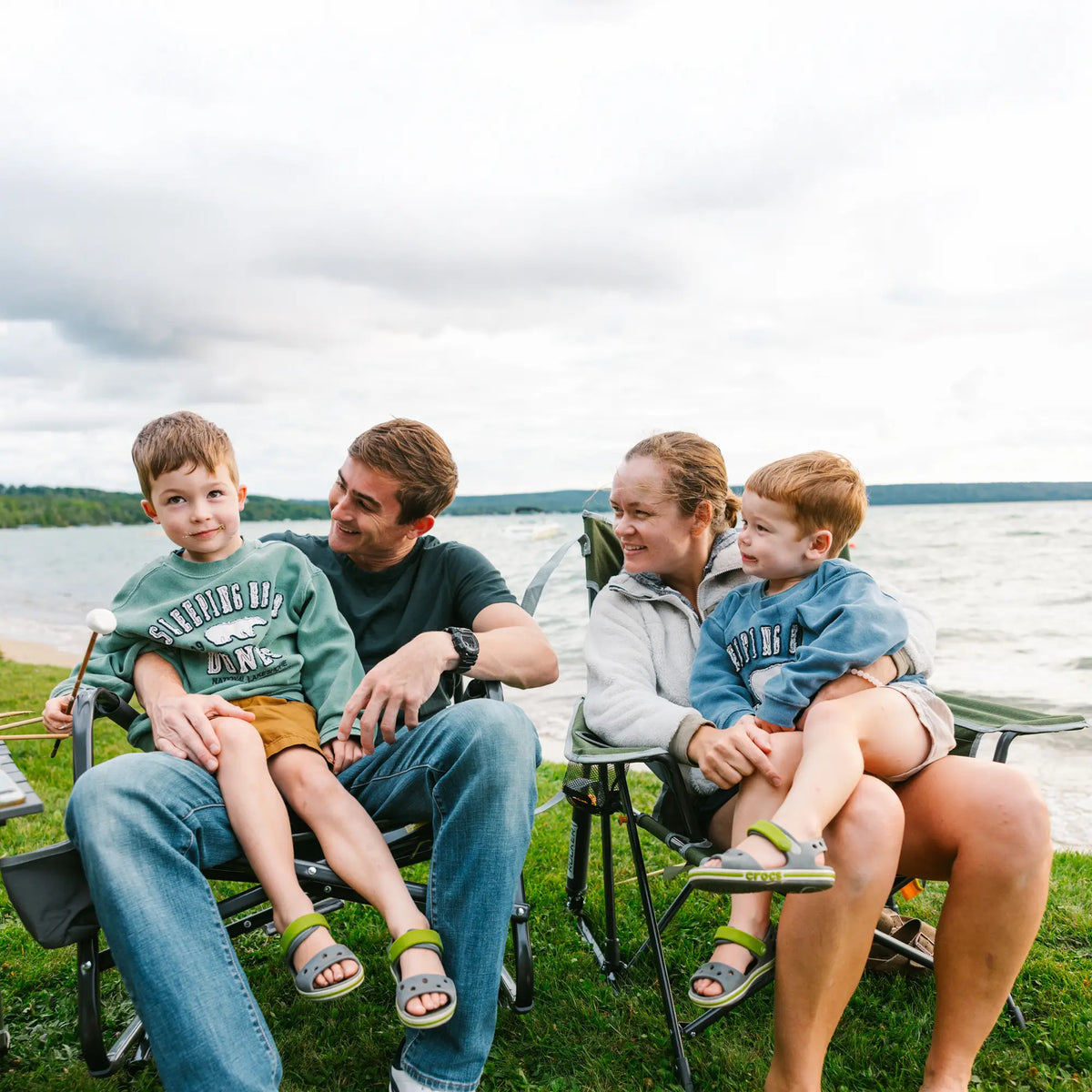 Best Fire Pit Furniture: Portable, Comfortable Seating for