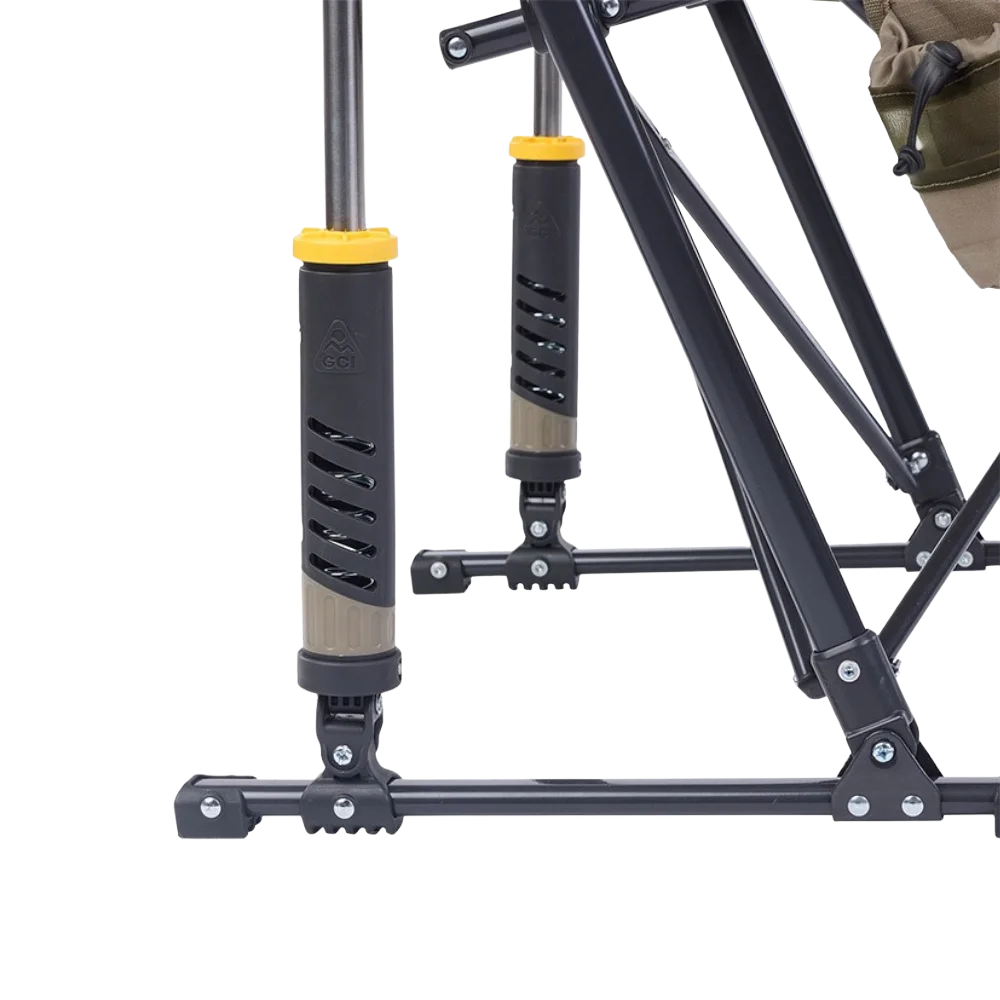 Spring-Action shocks of the Aged Fatigue Pod Rocker Elite.