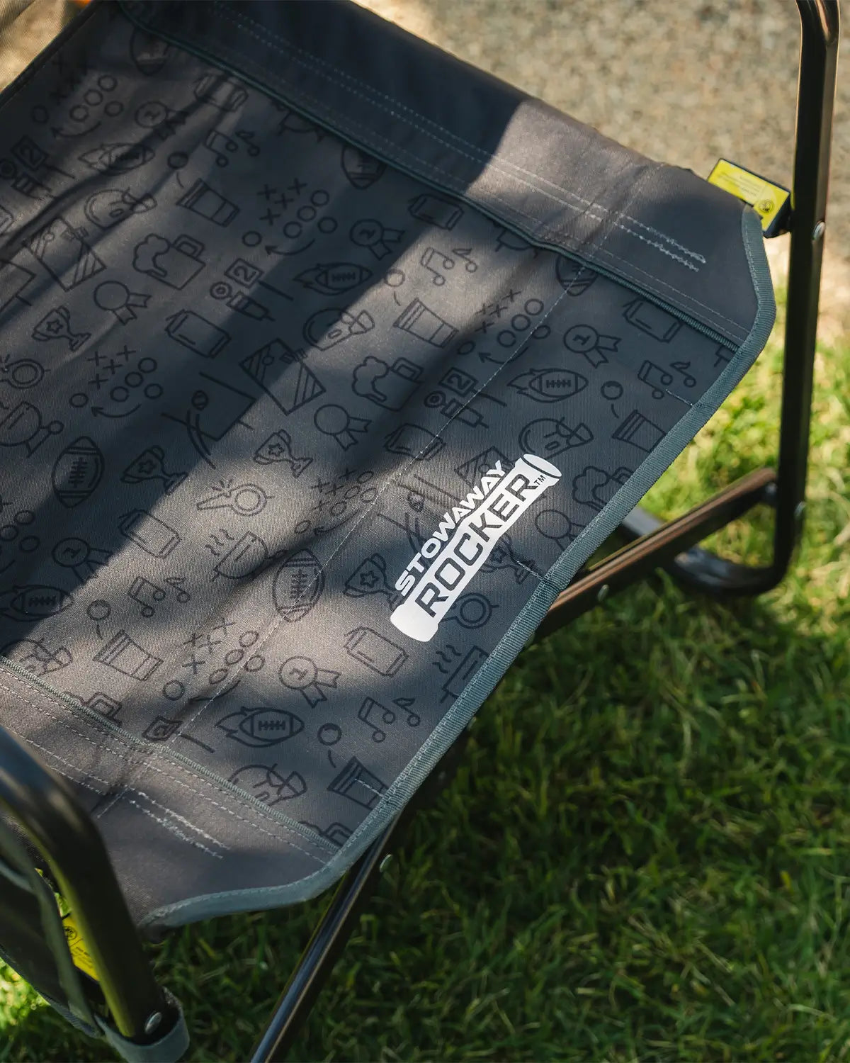 An upclose view of the stowaway rocker tailgater gray print.