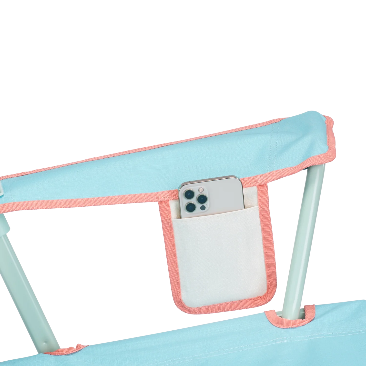 Close-up of the beverage holder on the Comfort Quad Chair in ivory color block.