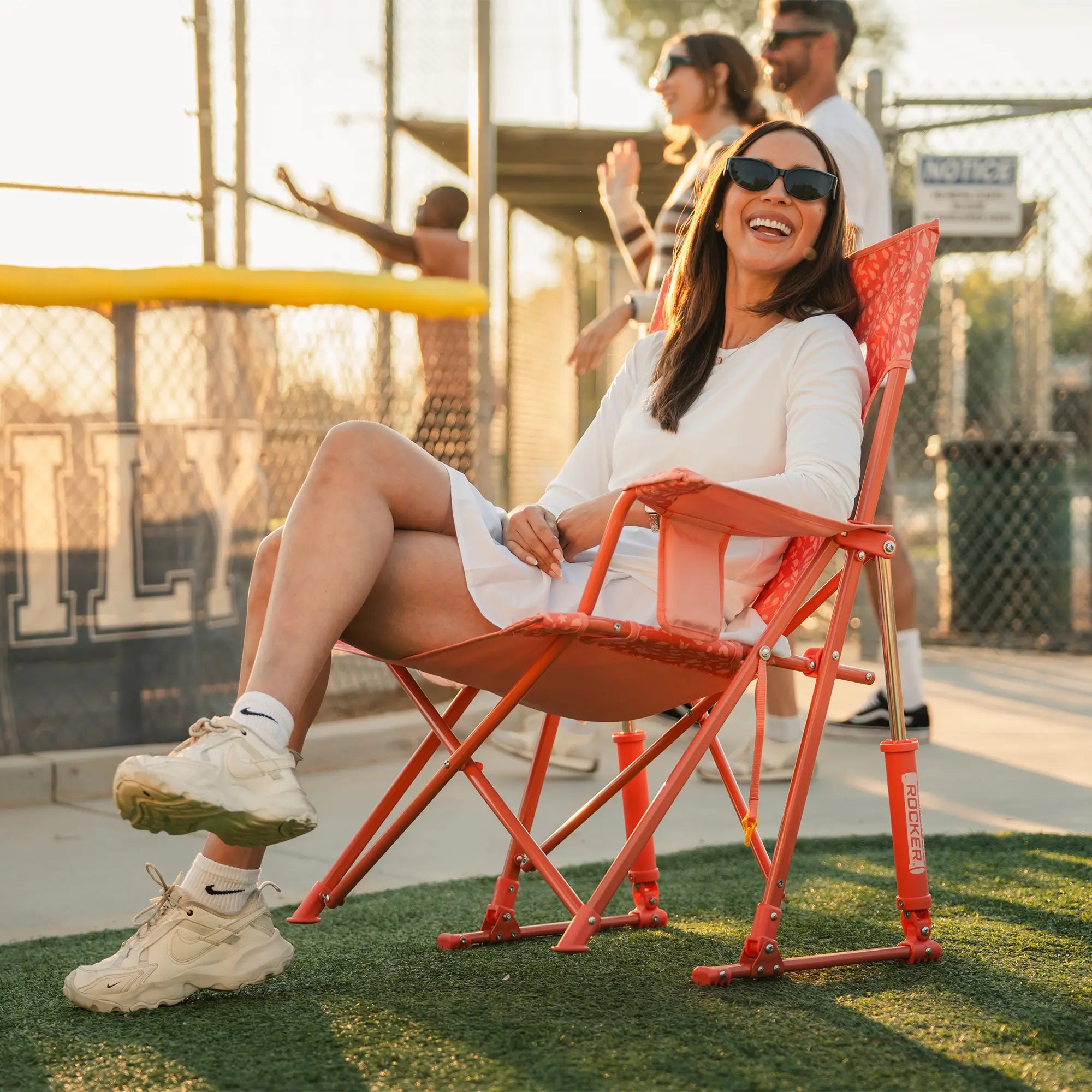 An overview video of the Comfort Pro Rocker.